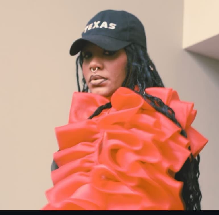 Profile photo of Jana, Singing tutor at Wiingy