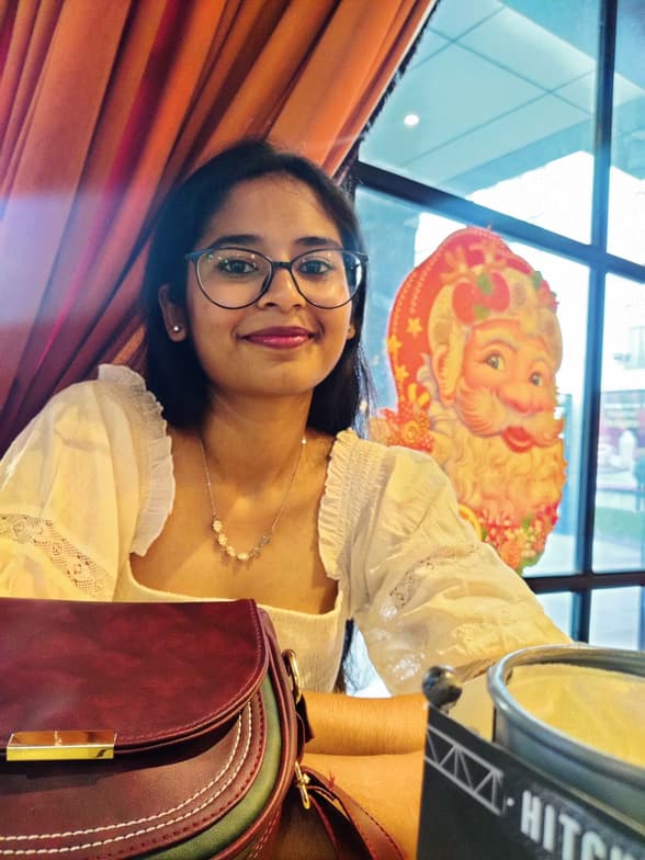 Profile photo of Shruti, Science tutor at Wiingy