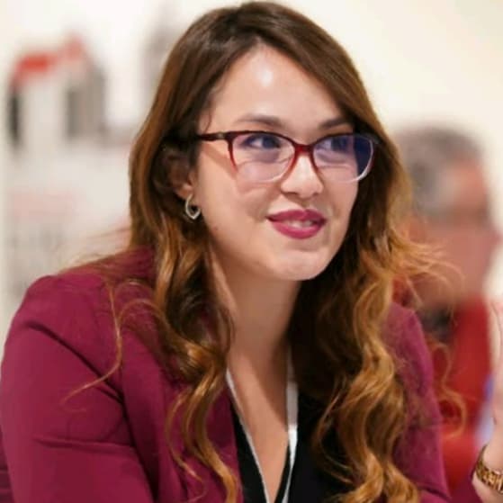 Profile photo of Sienna, AP tutor at Wiingy