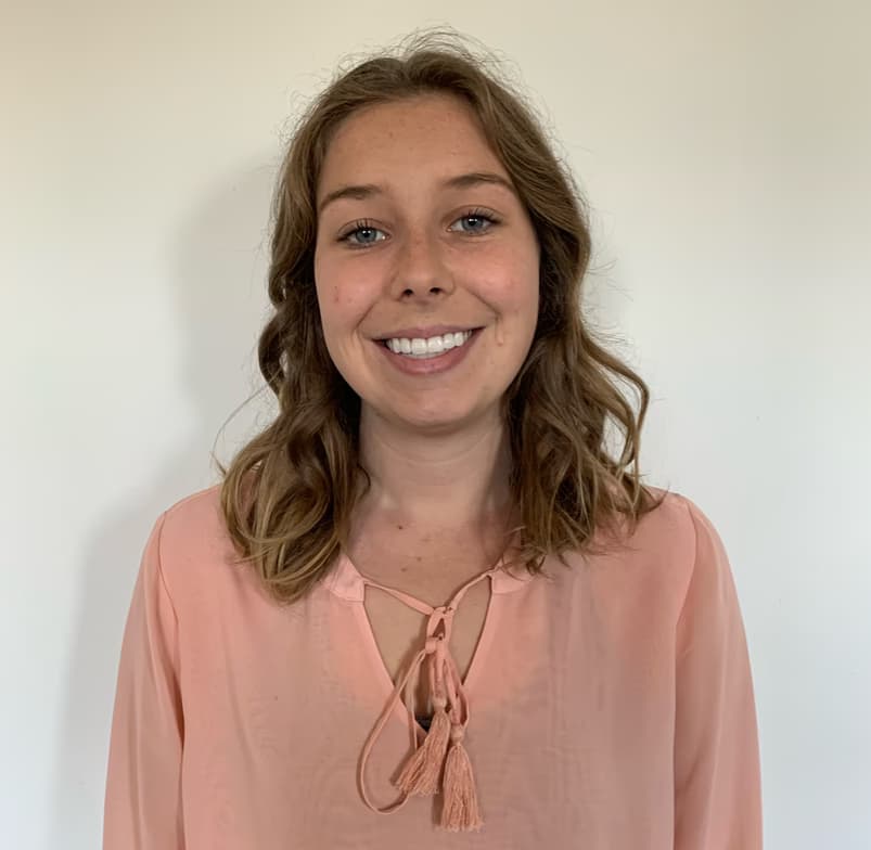 Profile photo of Shannon , English tutor at Wiingy