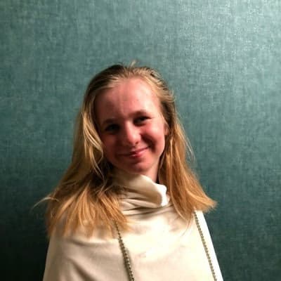 Profile photo of Sophie, AP tutor at Wiingy