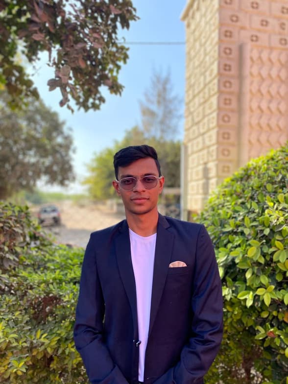 Profile photo of Tapan, Engineering tutor at Wiingy