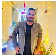 Profile photo of utkarsh, Physics tutor at Wiingy