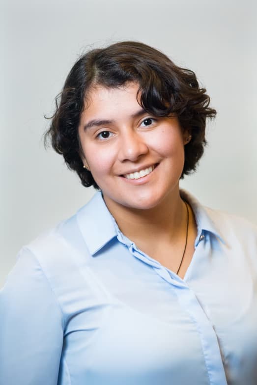 Profile photo of Viviana, Mathematics tutor at Wiingy