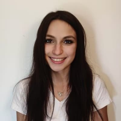 Profile photo of Vera, Computer Science tutor at Wiingy