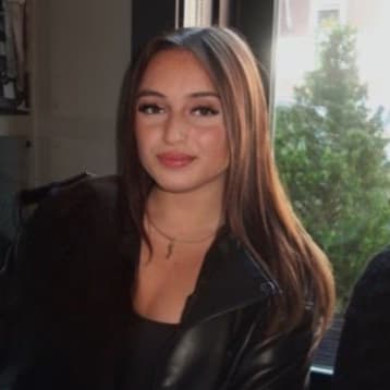 Profile photo of Vespera, Mathematics tutor at Wiingy