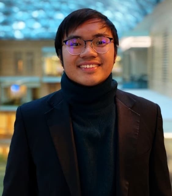 Profile photo of Vincent, Economics tutor at Wiingy