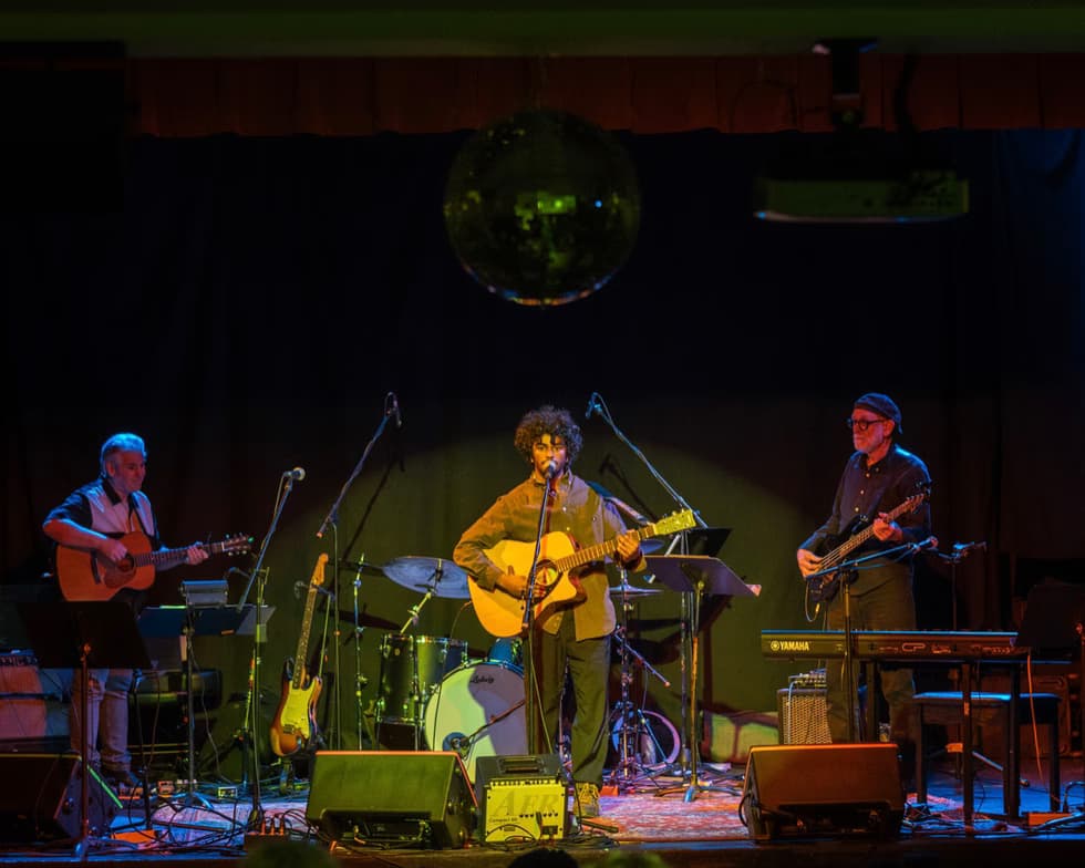 Profile photo of sangeev, Singing tutor at Wiingy