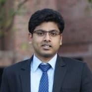 Profile photo of Yakshit, Hindi tutor at Wiingy