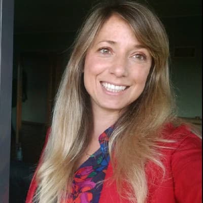 Profile photo of Yasmine, Computer Science tutor at Wiingy