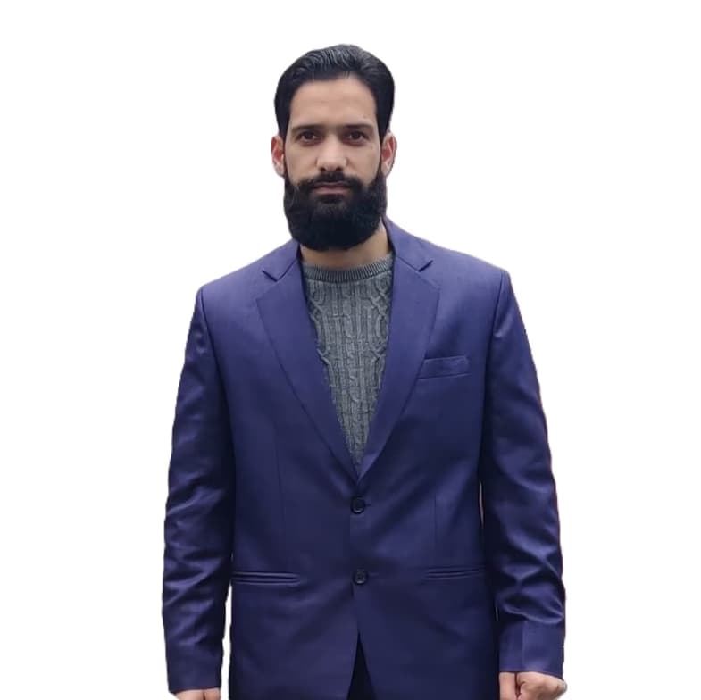 Profile photo of Zubair, Physics tutor at Wiingy