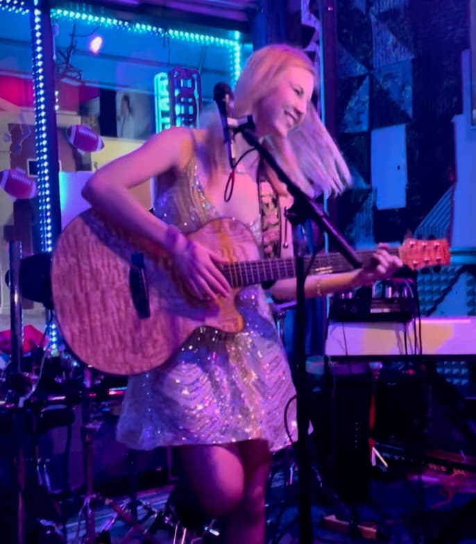 Profile photo of Tara, Music tutor at Wiingy