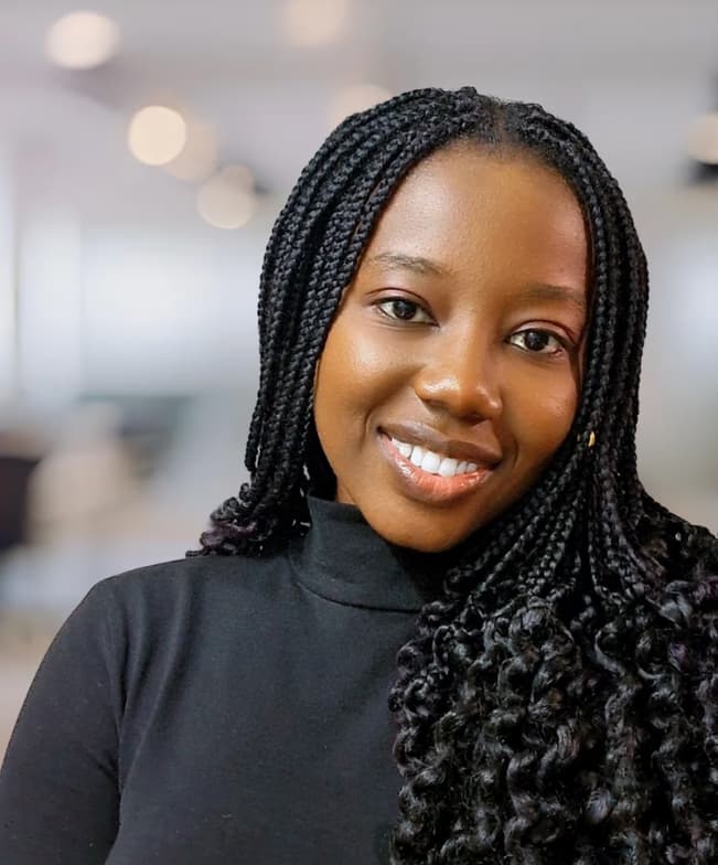 Profile photo of Charlene, English tutor at Wiingy