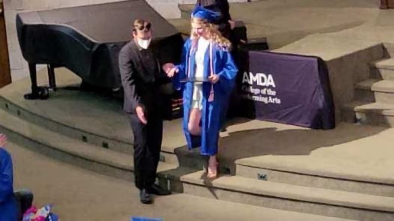 Graduation ceremony photo of Abiane