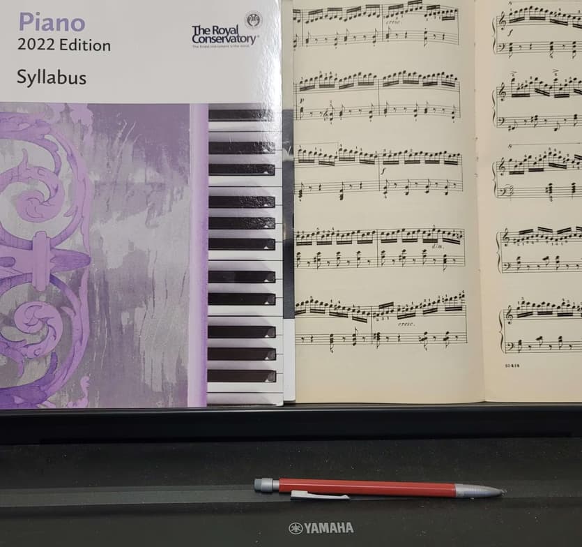 Piano learning materials by Otha