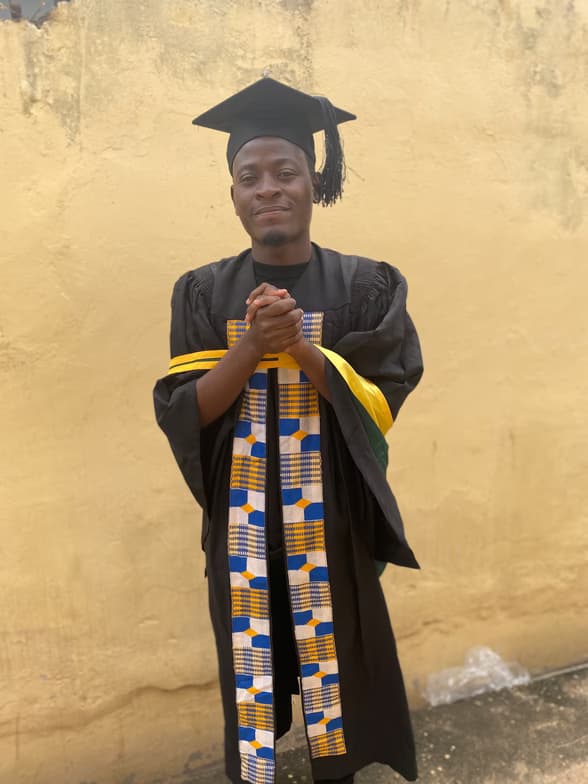 Graduation ceremony photo of Picasso