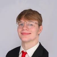 Profile photo of Connor, Economics tutor at Wiingy