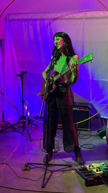 Profile photo of Nicole, Singing tutor at Wiingy