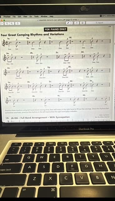 Piano learning materials by Hector