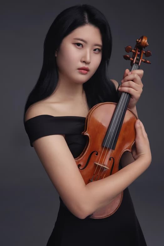 Profile photo of Dayeon, Violin tutor at Wiingy