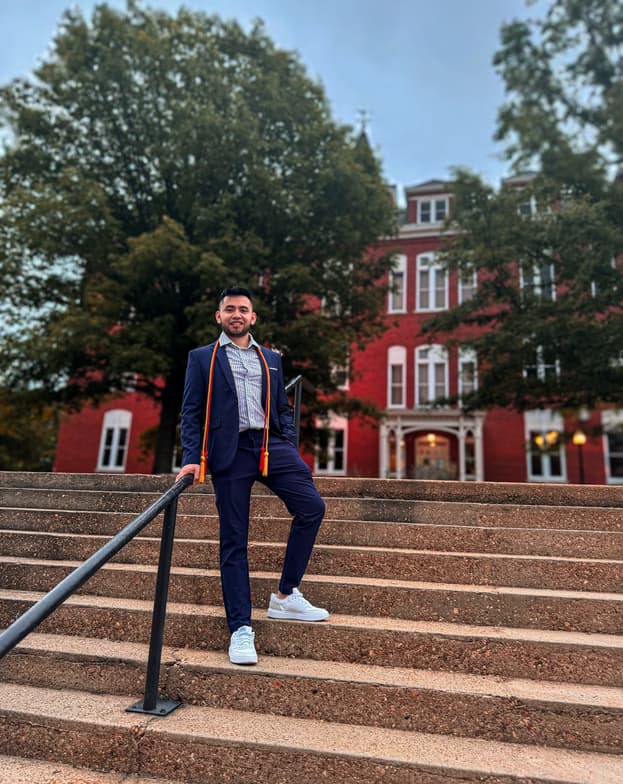 Profile photo of Jose, Spanish tutor at Wiingy