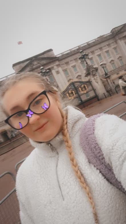 Travel snapshot of Rebecca during a trip