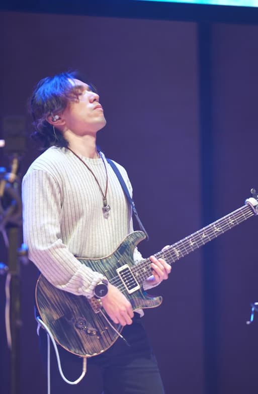 Profile photo of Joseph, Guitar tutor at Wiingy