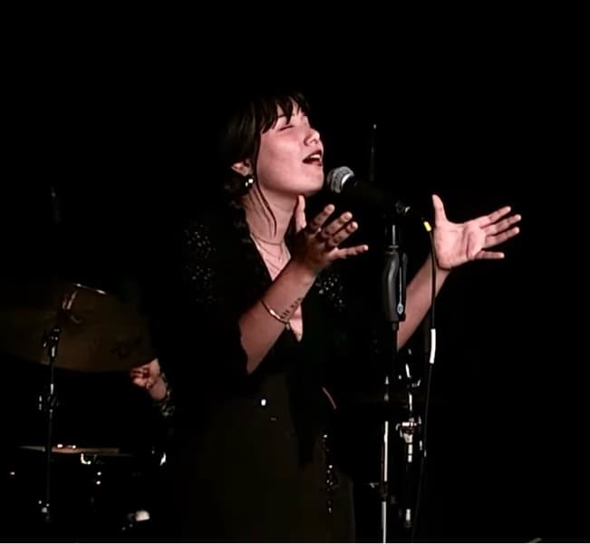 Profile photo of Sofia, Singing tutor at Wiingy