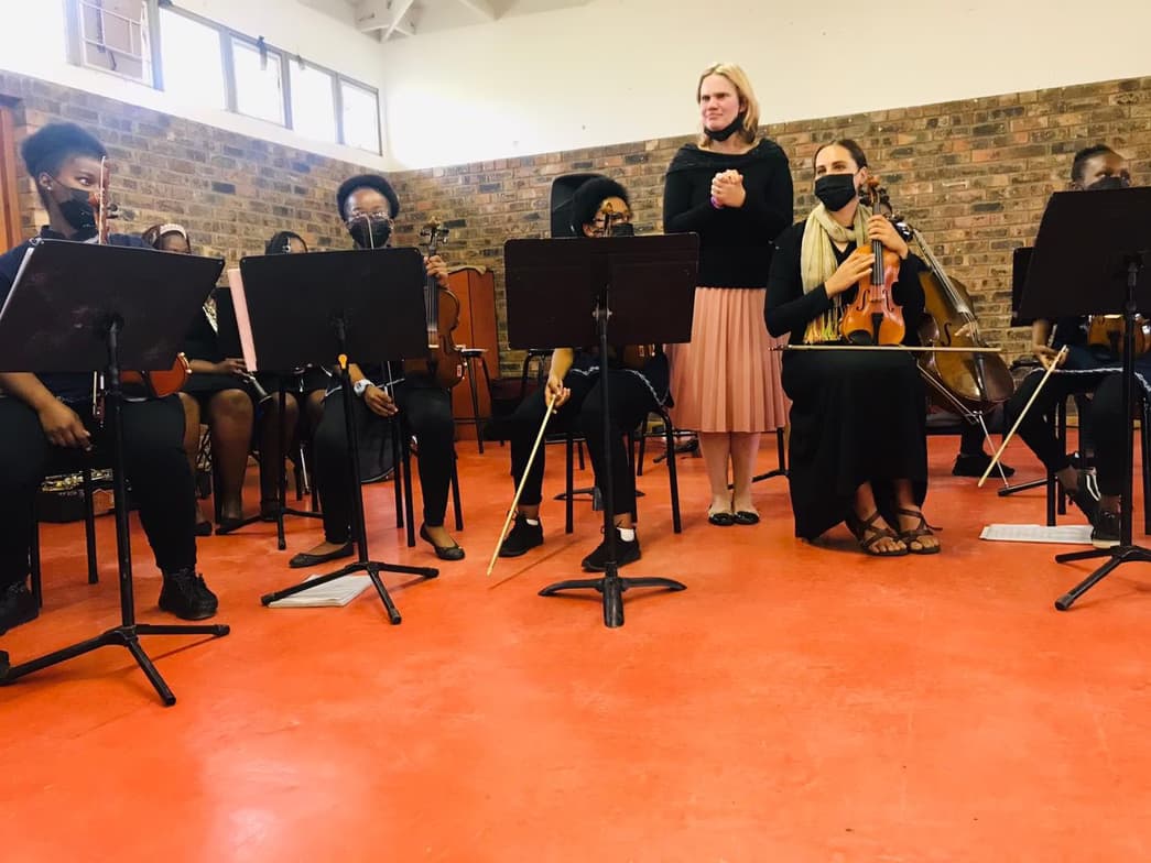 Elizabeth conducting a lesson