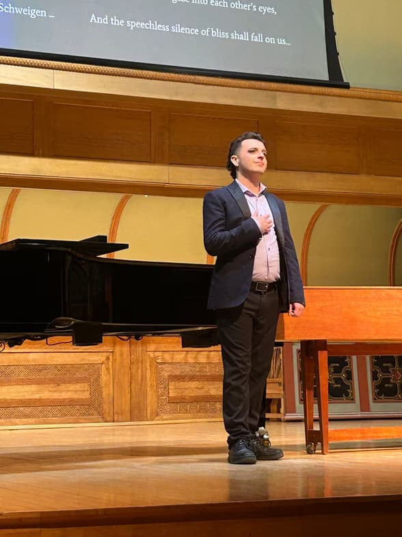 Casual photos of Nathan, Wiingy tutor