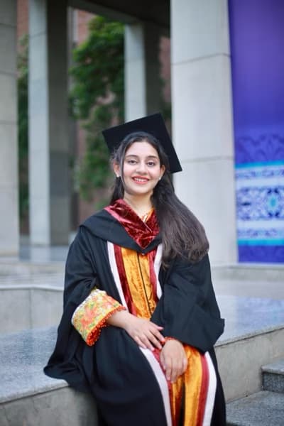Graduation ceremony photo of Tahreem