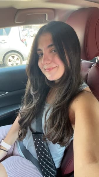 Profile photo of Lea, French tutor at Wiingy