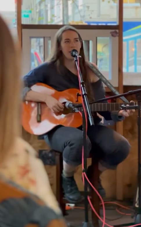 Digital pen-tab teaching notes by Cadence