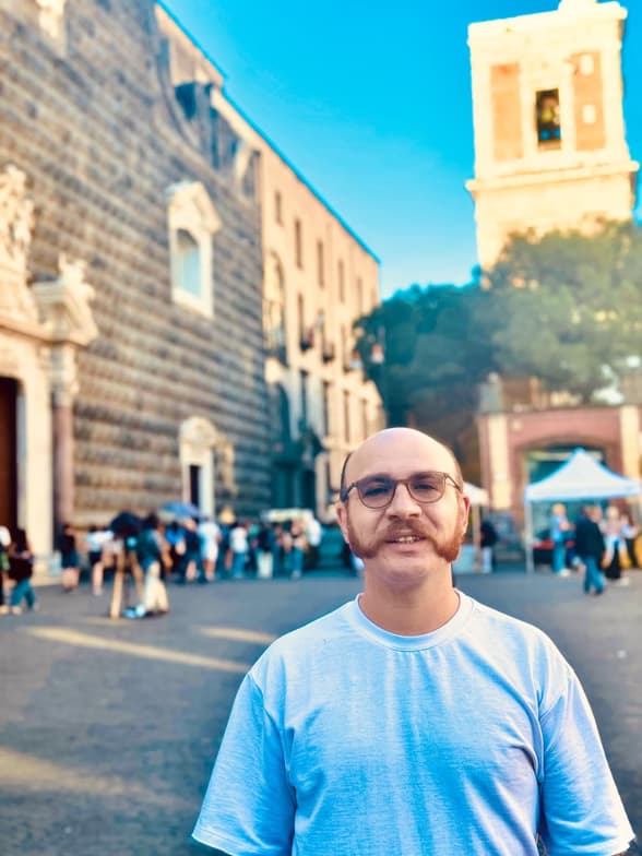 Profile photo of Bashir, English tutor at Wiingy