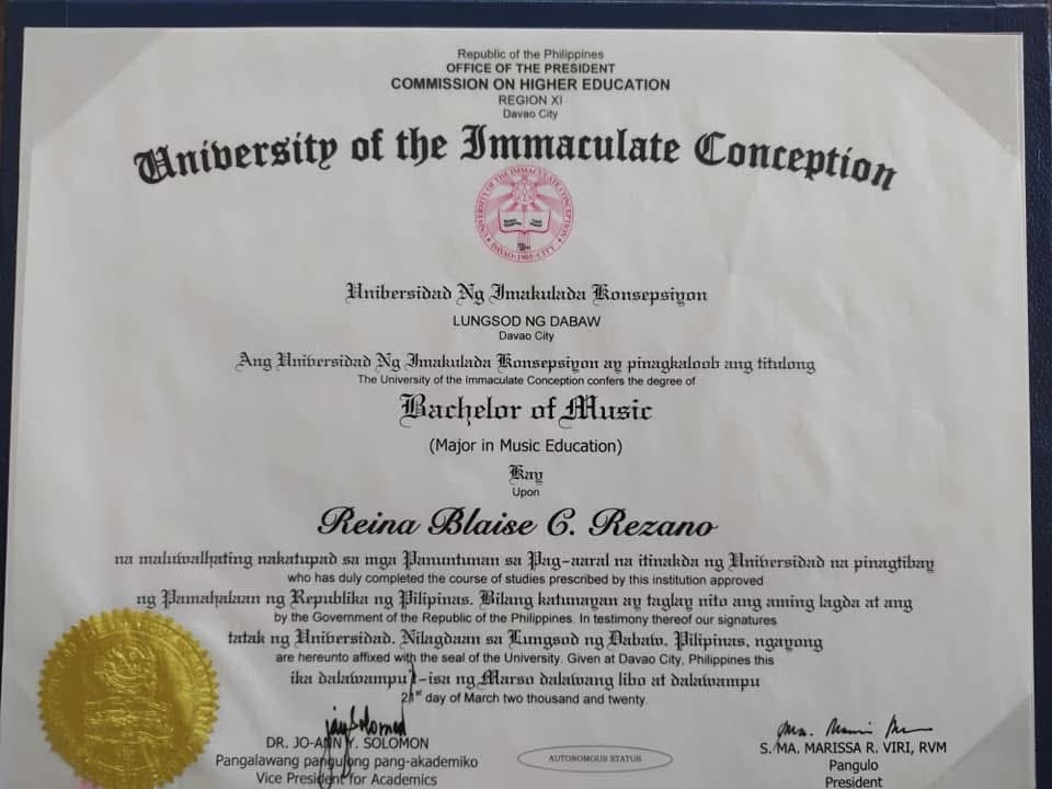 Verified degree or teaching certification of Reina Blaise