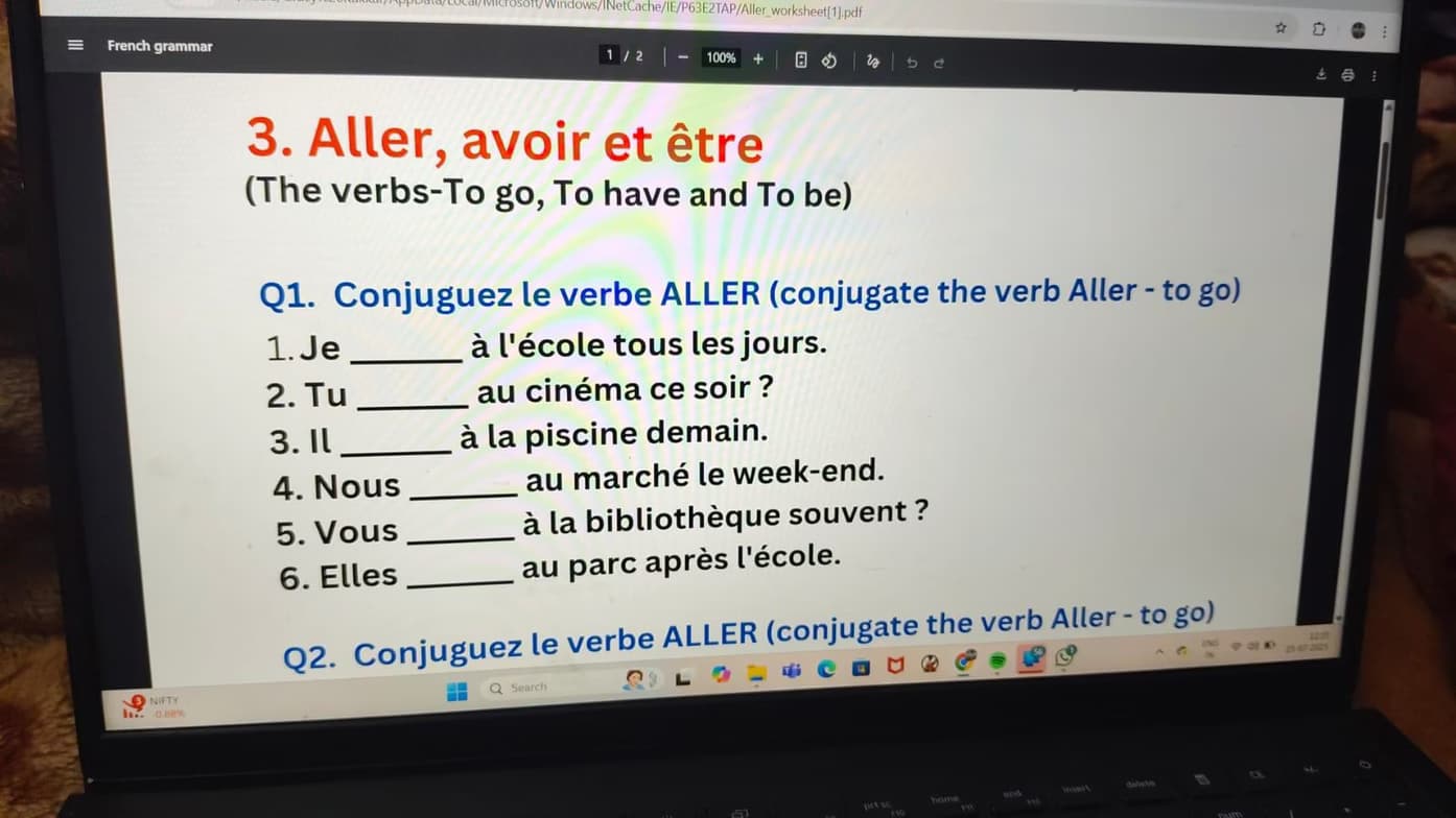 Live performance with French by Gracy