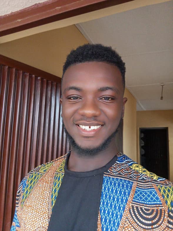 Profile photo of Boluwatife , Singing tutor at Wiingy