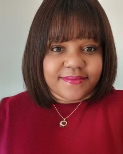 Profile photo of Tshegofatso , English tutor at Wiingy