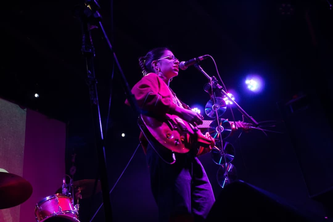 Casual photos of Lara, Wiingy tutor