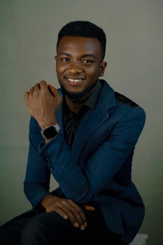 Profile photo of Boluwatife , Singing tutor at Wiingy