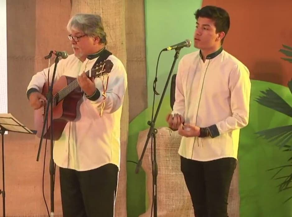 Digital pen-tab teaching notes by Carlos