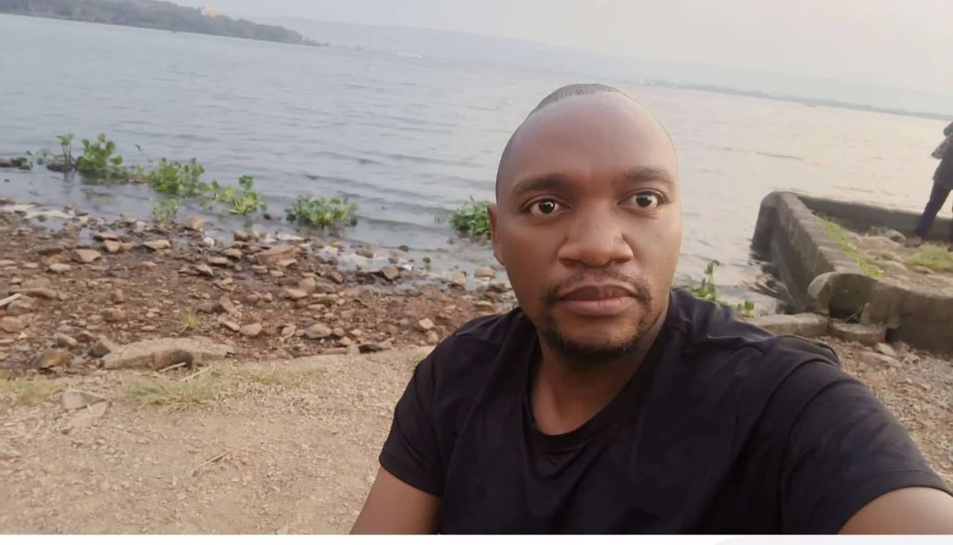 Travel snapshot of Sio during a trip