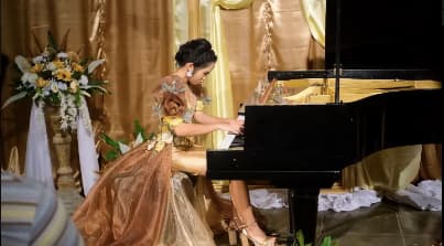 Profile photo of Franzelle Hope, Piano tutor at Wiingy