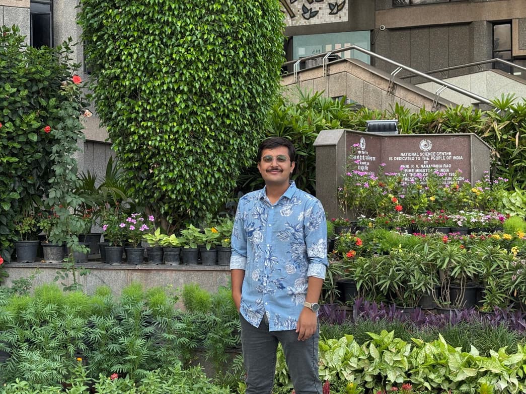 Profile photo of Keshav, Economics tutor at Wiingy