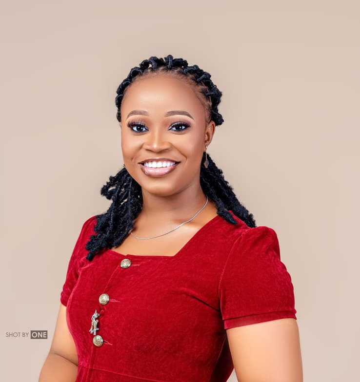 Profile photo of Gloria, Singing tutor at Wiingy