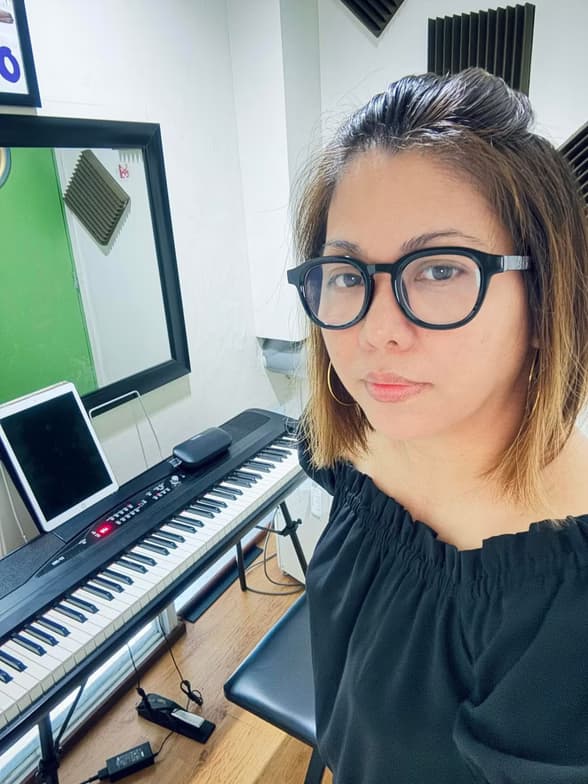 Profile photo of Liza, Singing tutor at Wiingy