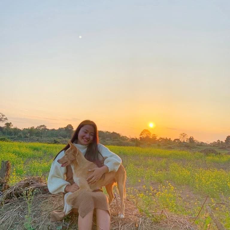 Profile photo of Eliawangle , Science tutor at Wiingy