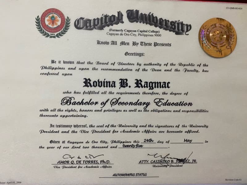 Verified degree or teaching certification of Rovina