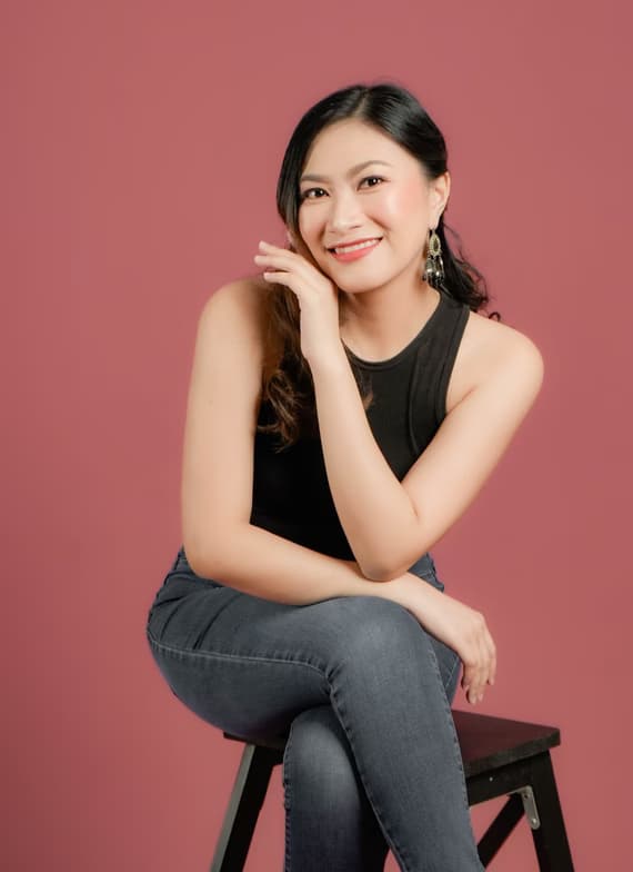 Profile photo of Angeli, English tutor at Wiingy