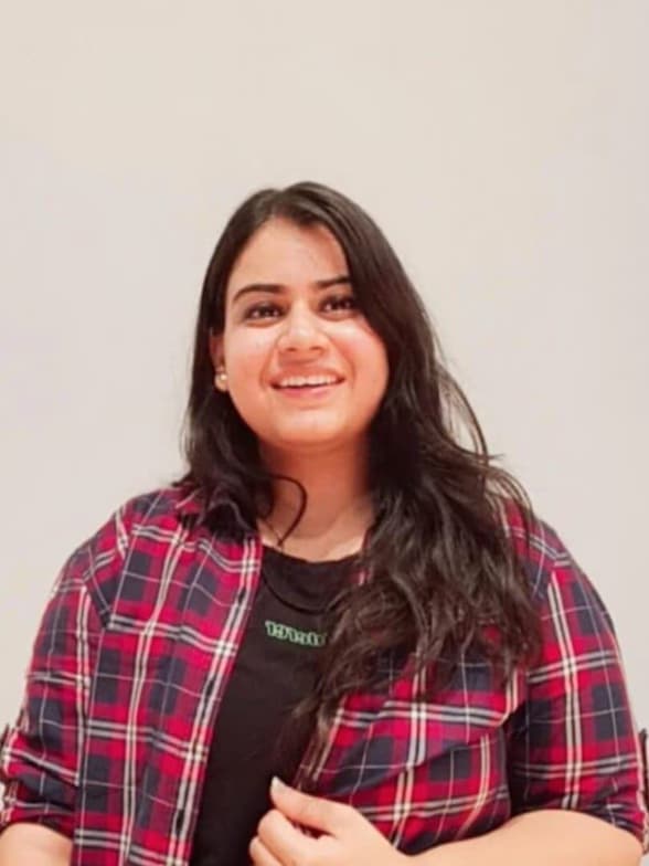 Profile photo of Shivanshi, Chemistry tutor at Wiingy